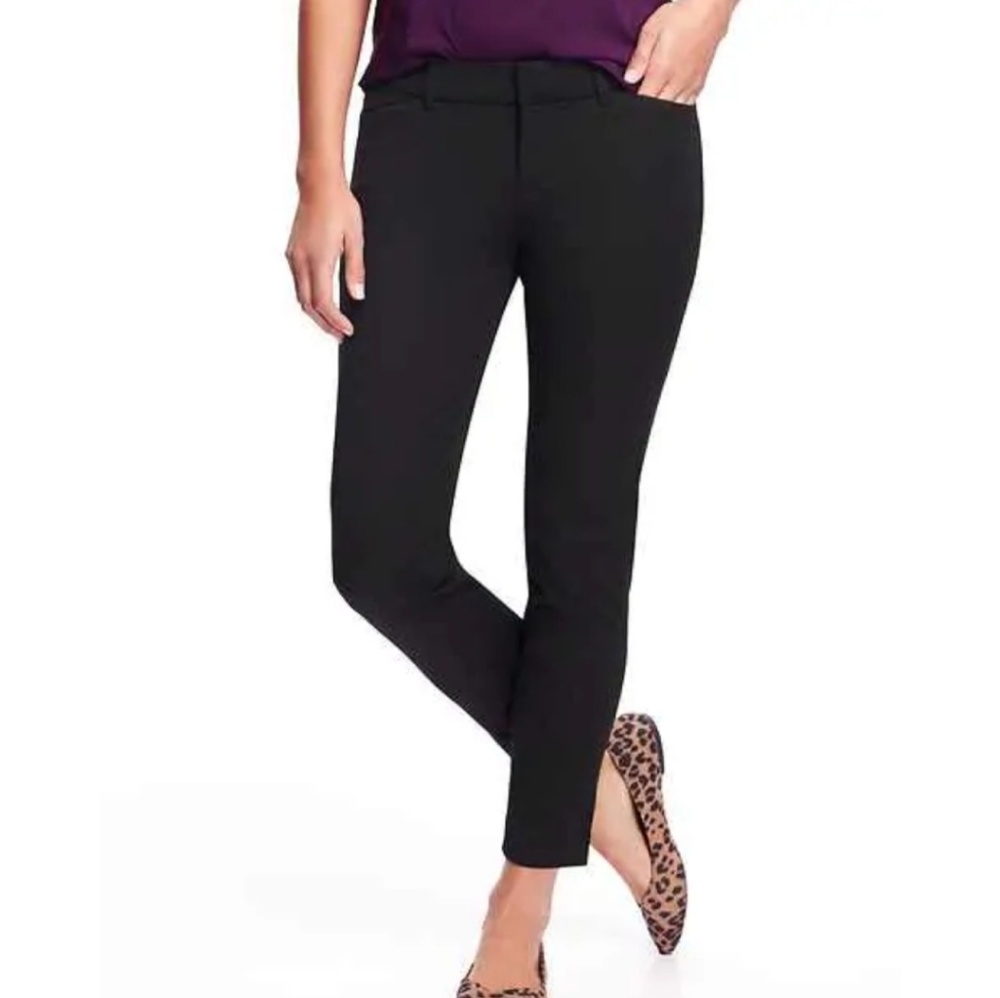 OLD NAVY Mid-Rise Pixie Ankle Pants for Women